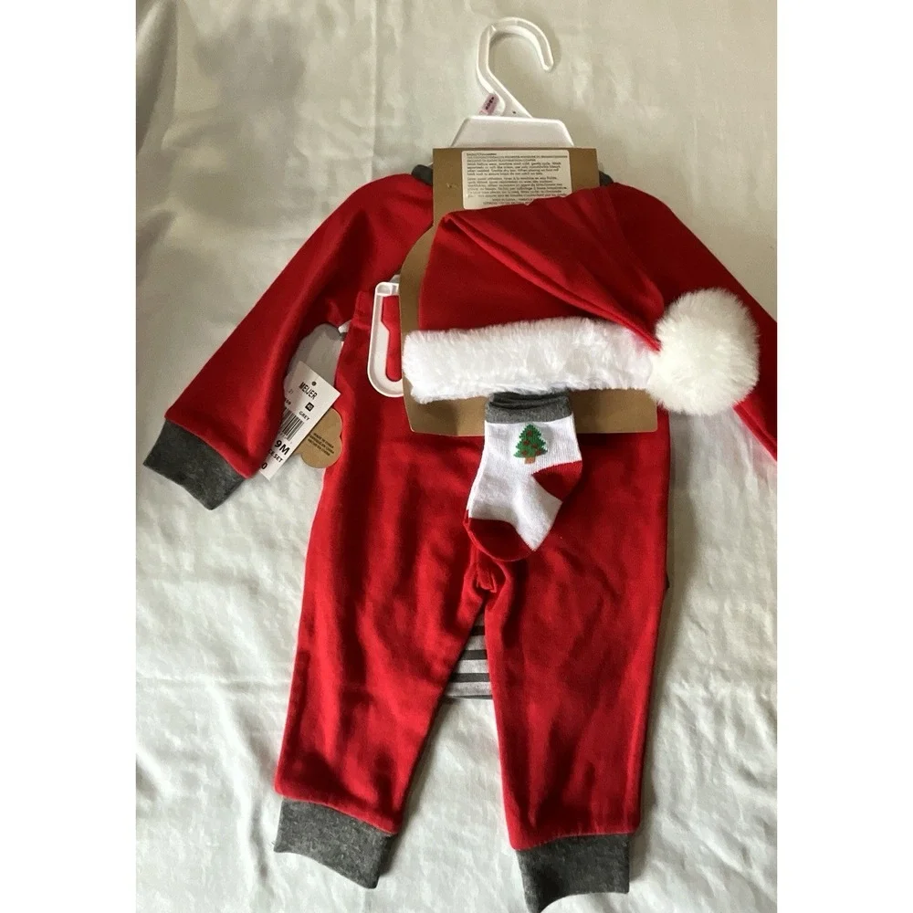 Baby Essentials Santa 4 Piece Set‎ - Size 9 Months